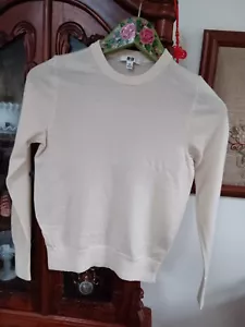 "UNIQLO"..CREAM 100% WOOL L/S JUMPER...SIZE XS-S - Picture 1 of 5