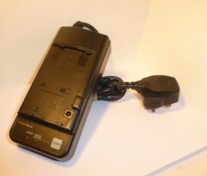 SANYO AC POWER ADAPTER VAR-S15 B - Picture 1 of 2