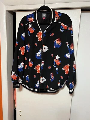 Jaqueta Bombardeiro V-Vince Camuto Feminina Tamanho 3X Preta Floral Zíper Completo Leve - Imagem 1 de 4