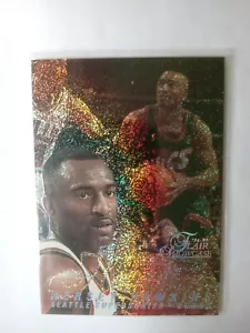 1996-97 Flair Showcase Row 0 Supersonics Basketball Card #84 Hersey Hawkins SP - Picture 1 of 2