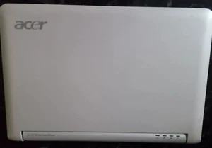 Acer Aspire One ZG5 Notebook White - 9 Inch Screen – TESTED WORKING NO CHARGER - Picture 1 of 2
