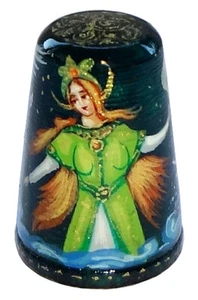 Dé à coudre collection/ conte russe Princesse Cygne/ Dé à coudre en bois peint - Imagen 1 de 3