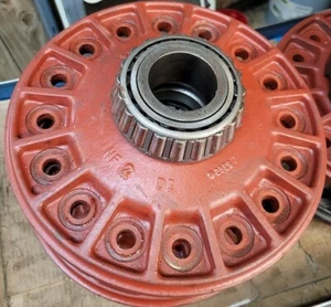 129464 EATON-SPICER DIFFERENTIAL CASE FLANGE HALF - (EXCELLENT CONDITION) - Picture 1 of 5