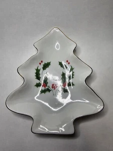 Vintage Teller in Weihnachtsbaumform, Mistelzweig-Design, - Bild 1 von 4