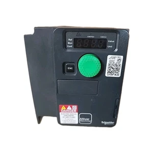 Accionamiento de velocidad variable Schneider Electric, ATV320U15M2C - Imagen 1 de 11