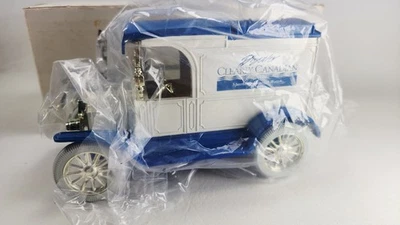 Ford Model "T" Coin Bank ERTL #9236 *Clearly Canadian* 1/25 scale 6" W/Key & Box - Image 1 of 4
