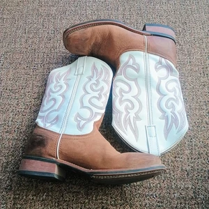 Laredo Boots 5621 Women’s 9.5 M Mesquite Western Square Toe Brown White Leather - Picture 1 of 6
