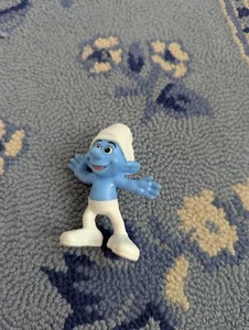 2013 McDonalds Peyo SMURF Crazy Smurf action figure - Picture 1 of 3