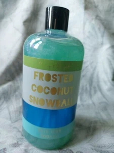 Marks & Spencer Merry & Bright M&S Bath Foam (Frosted Coconut Snowball)XMAS GIFT - Picture 1 of 3