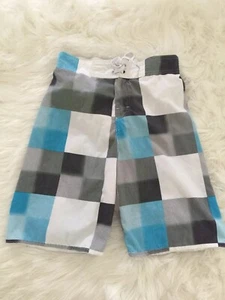 Skull Boards Boy's Board Swim Shorts Size Large EUC - Picture 1 of 7