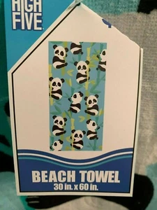 PANDA BEAR Beach Towel NWT 60' x 30' Pool Swim OCEAN CRUISE ANIMALS WATER-PARK  - Picture 1 of 3
