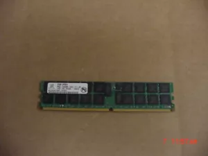 Netlist 2GB 2Rx4 PC2-3200R-333-11-J0 D257R21203F - Picture 1 of 2