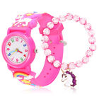  Uhr: Plastikspiegel Anschauen Mädchen Digitale Armbanduhr Bunte Armbänder