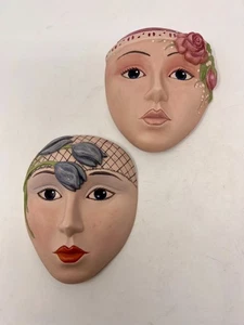2 Máscaras de pared vintage pintadas a mano de cerámica para mujer decoración firmadas por artista - Imagen 1 de 7