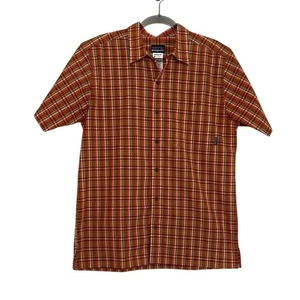 Patagonia Mens Plaid Short Sleeve Button Up Top Orange Brown Size Medium Outdoor - Picture 1 of 7