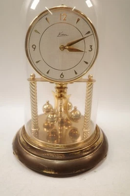 Kern Anniversary Clock – 400-Day Torsion Pendulum – Glass Dome – Brass Finish - Image 1 of 4