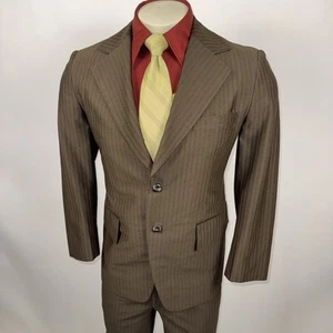 Vtg 70s Suit Leisure Mens 38 Short Jacket Coat 32 28 Pants Shiny Disco Mobster - Picture 1 of 24