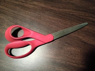 Fiskars 3 3/4" stainless blades left-handed scissors - Image 1 of 4