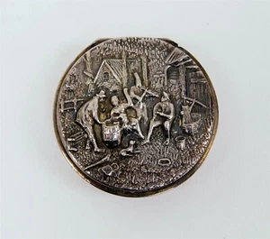Caja de baratijas de joyería vintage JThS Jorgen Steffensen placa de plata Repousse Dinamarca - Imagen 1 de 5