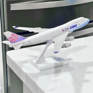 China Airlines Cargo Boeing 747-400F Rise Soon Model Plane 1:200 With Stand - Picture 1 of 11
