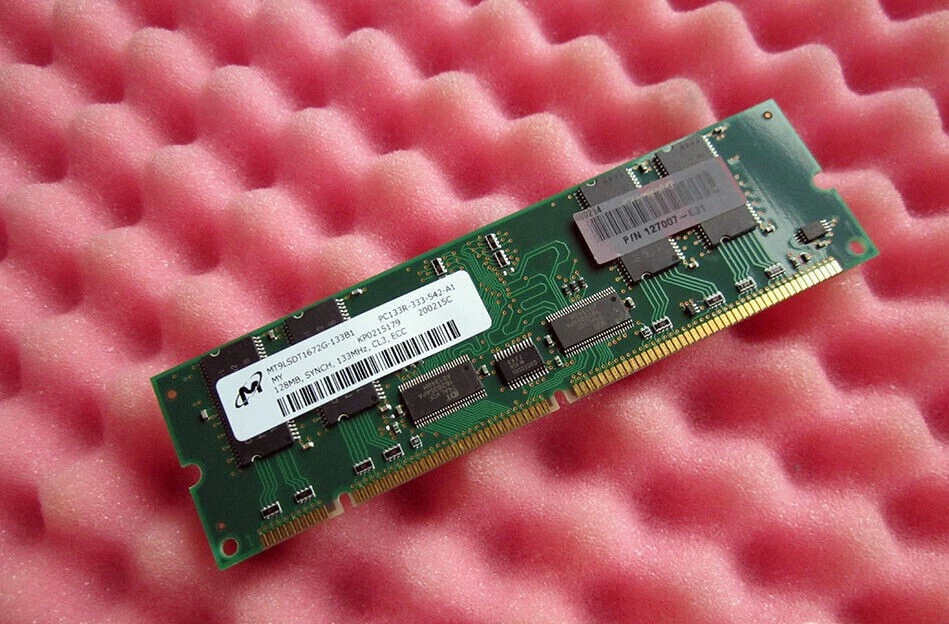 128MB PC133R ECC REG SDRAM HP part 127007-031/ 164278-001 - Image 1 of 1