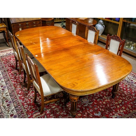 LATE 19TH CENTURY AMERICAN VICTORIAN WALNUT EXTENSION DINING TABLE (AF1-123) Cover