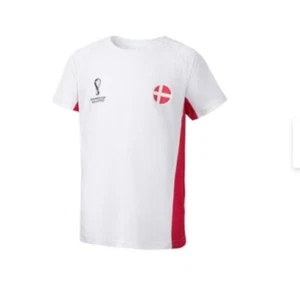 FIFA WM 2022 England Fußball lizenziertes Jungen T-Shirt - Alter 12-13/146cm-152cm - Bild 1 von 4
