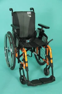 Adaptivrollstuhl Otto Bock Motus Rollstuhl Faltfahrer SB 36 cm faltbar #9541 - Bild 1 von 8