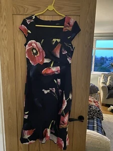 Roman Dress 12 - Picture 1 of 3