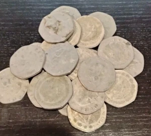 Diez Peso 70's Early 80's Random Lot of 25 Circulated Mexico Coins - Picture 1 of 1