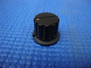 1 (x) TEAC A-3440 Reel to Reel Knob for Output or Input - Great condition - Picture 1 of 5