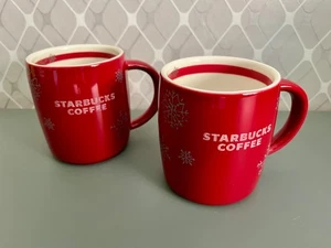 2x STARBUCKS ©2010 Tasse Kaffee Becher Mug Snowflakes Christmas rot weiss 12 oz - Bild 1 von 12