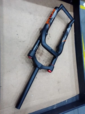 BUCKLOS Air Suspension Fork 20*4.0" Fat Tyre MTB/Beach/Snow/Electric Bike Forks - Image 1 of 4