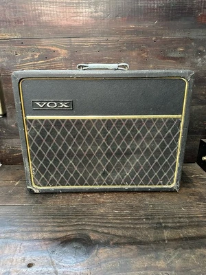 Vintage 1967 VOX Cambridge Reverb By Thomas Organ Model V1032 Untested - Image 1 of 4