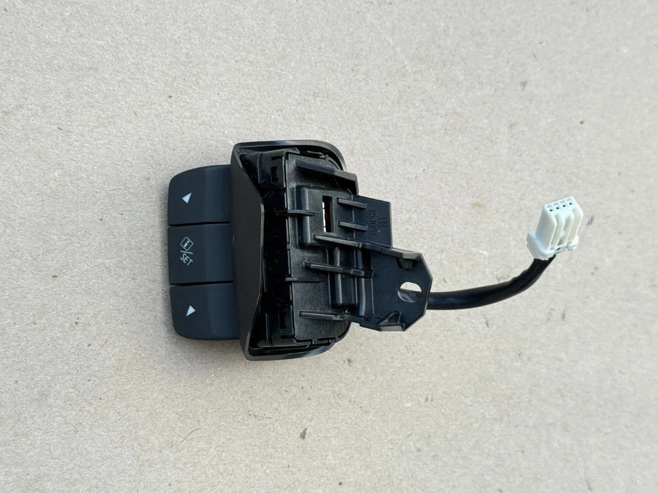 Interruptor de control de audio Subaru Outback Legacy 2015-2017 OEM Foto 1 de 4