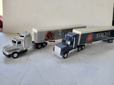 ERTL  2 STROH'S  BEER  TRACTORS  and TRAILERS  1/64 - Image 1 of 4