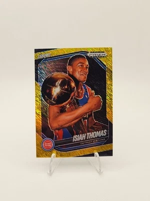 2024-25 Panini Prizm Black Legends Isiah Thomas Gold Shimmer Prizm/10 Foto 1 de 2