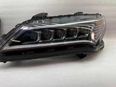 Conjunto de faros ACURA TLX conductor izquierdo 15 16 17 Foto 1 de 4