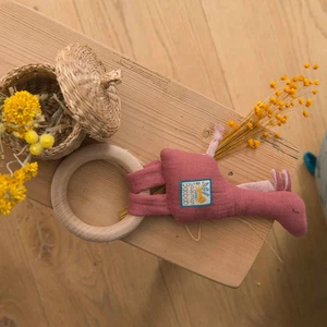 Moulin Roty Sous Mon Baobab Wooden Ring Rattles - elephant or giraffe - Picture 1 of 6