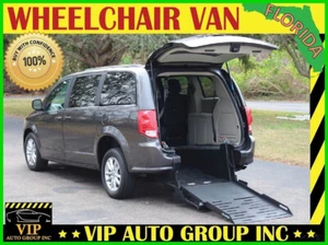 2019 Dodge Grand Caravan SXT - Picture 1 of 24