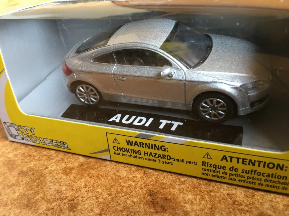 AUDI TT MK2 mark 2 scala 1/43 NEWRAY NEW RAY NEW-RAY city cruiser - Immagine 1 di 4
