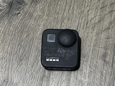 GoPro Max 360 Action Camera - Black - With Accessories - L@@K NICE! - Image 1 of 4