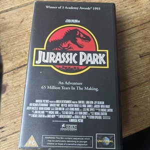 Jurrasic Park 1993 VHS Dinosaur Movie Collectible - Picture 1 of 3