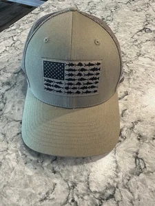 Columbia Cap PFG Tan Fish US Flag Mesh FlexFit Mens Large - Picture 1 of 5