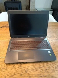 Ordinateur OMEN by HP portable de jeux gaming i5-7300HQ GTX 1050 RAM 8,00 Go - Photo 1/3
