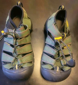 KEEN Boys Waterproof Green Water Sandals Size 13   A3 - Picture 1 of 7