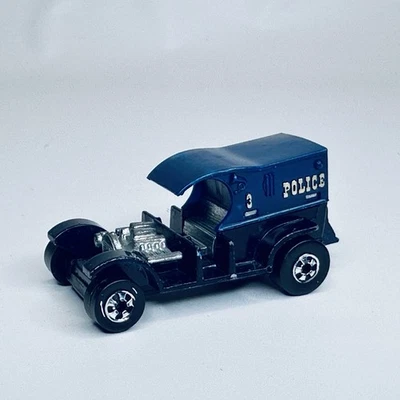 1977 Hot Wheels Paddy Wagon Police 3 Diecast Car Blackwall Flying Colors - Image 1 of 4