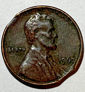 1967 P Lincoln Memorial Cent, Two Curved Clip Errors - Picture 1 of 6