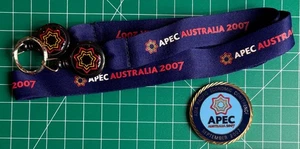 Seltene APEC 2007 Schlüsselband & Präsident Bush Challenge Münze Sydney Australien - Bild 1 von 6