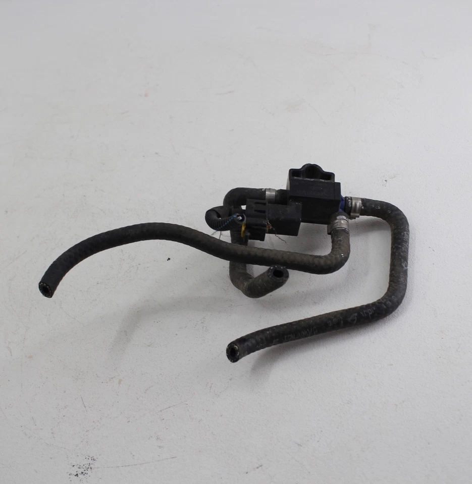 Fiat 500L 2014-2015 motor 1,4 L turbocompresor boost control válvula mangueras OEM Foto 1 de 4